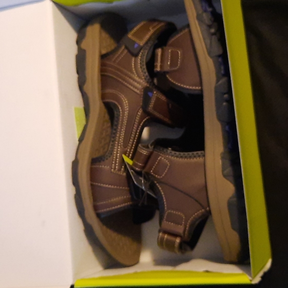 Eddie Bauer "Ronnie" Sandal (Chestnut) - Picture 2 of 9